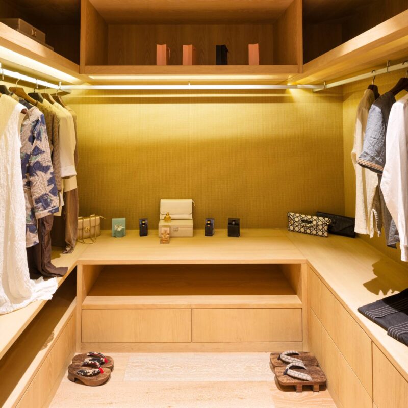 BOIS_DRESSING 800X800 | Agencement Fritz Armoire ou penderie, que choisir pour un rangement pratique et efficace ? Obernai